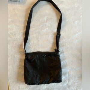Kipling black crossbody. Excellent condition